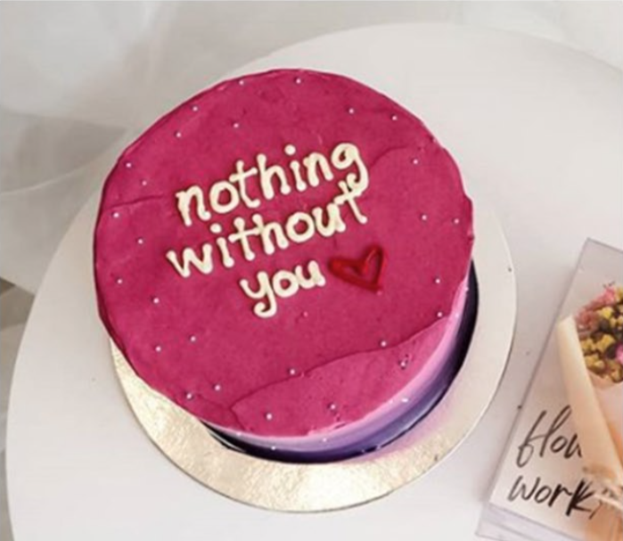 Minimalist Cake Design 2